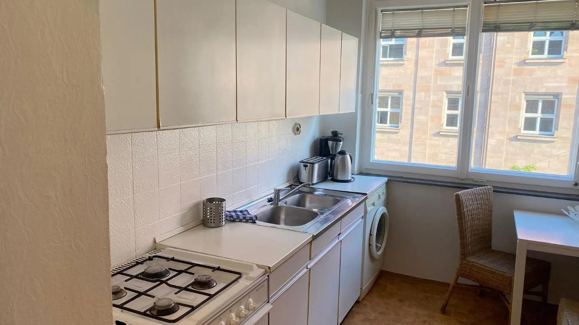 2-Zimmer-Wohnung Mit Balkon In Der City Nürnberg