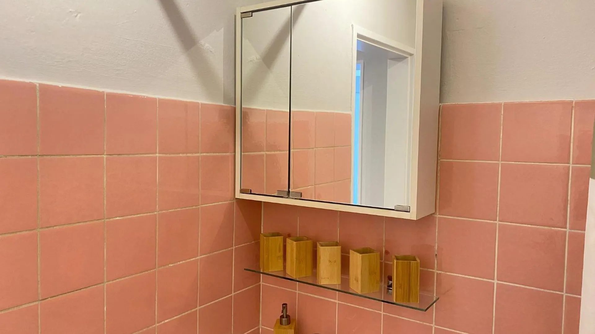 2-Zimmer-Wohnung Mit Balkon In Der City Nürnberg Almanya